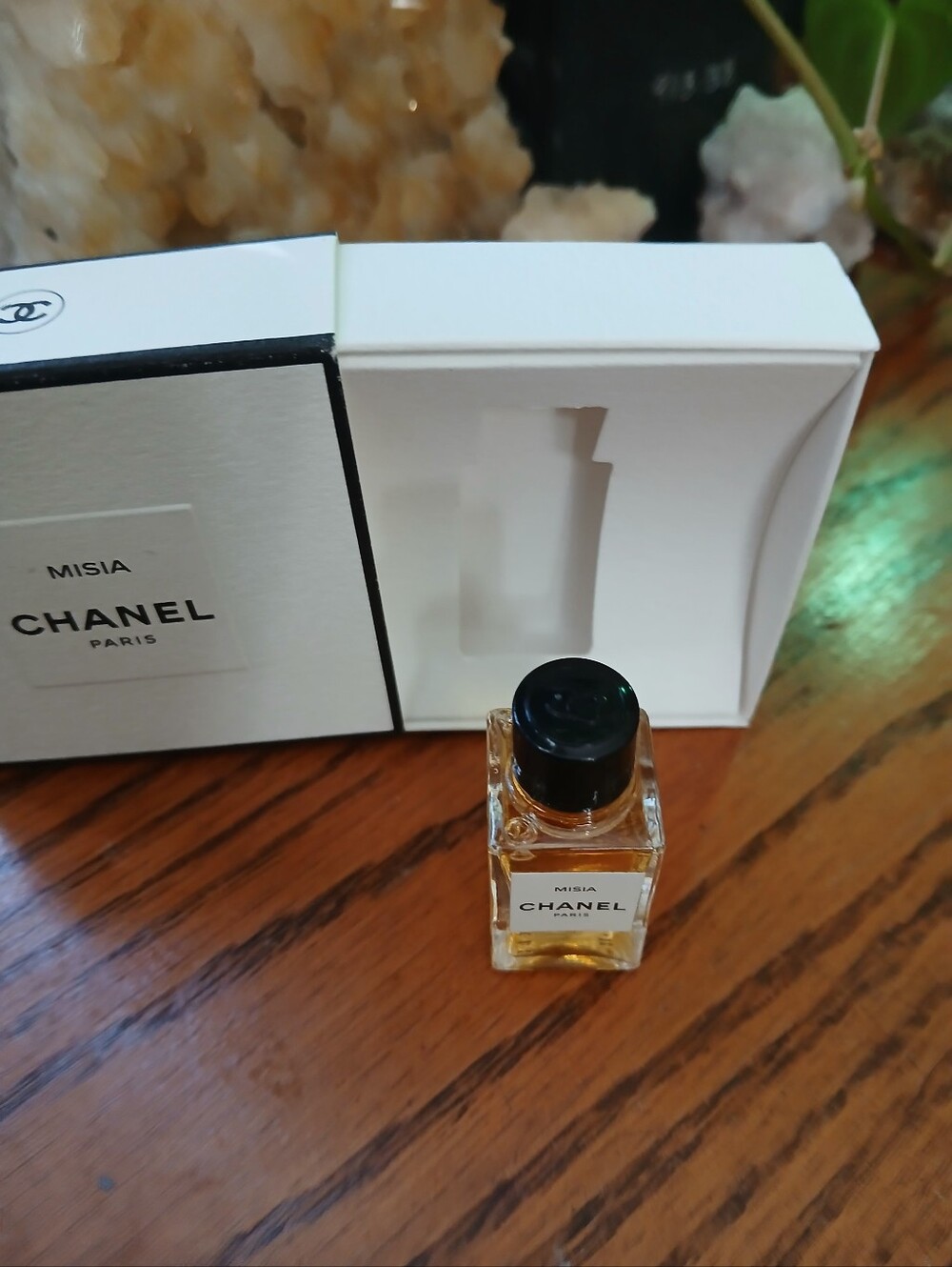 Chanel Misia Les Exclusifs Line RARE And Collectible Sample 4ml Luxe Bridal - Picture 6 of 8